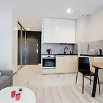Aparthouse Deluxe Apartment