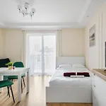 Aparthouse Deluxe Apartment Lodz