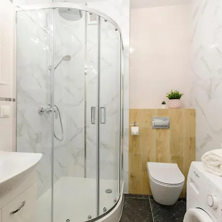 Aparthouse Deluxe