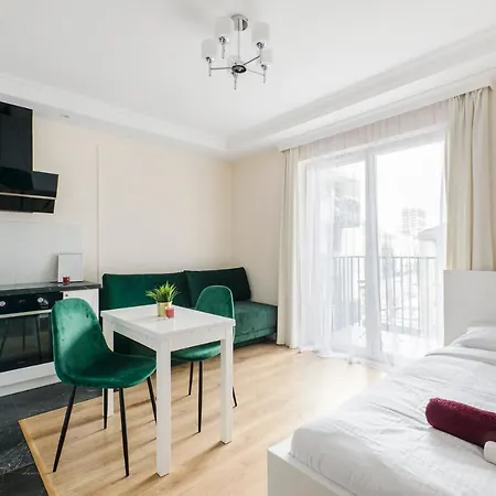 Apartment Aparthouse Deluxe *