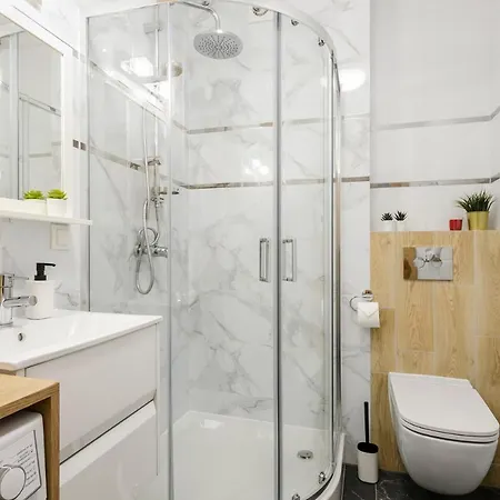 Aparthouse Deluxe Apartment *