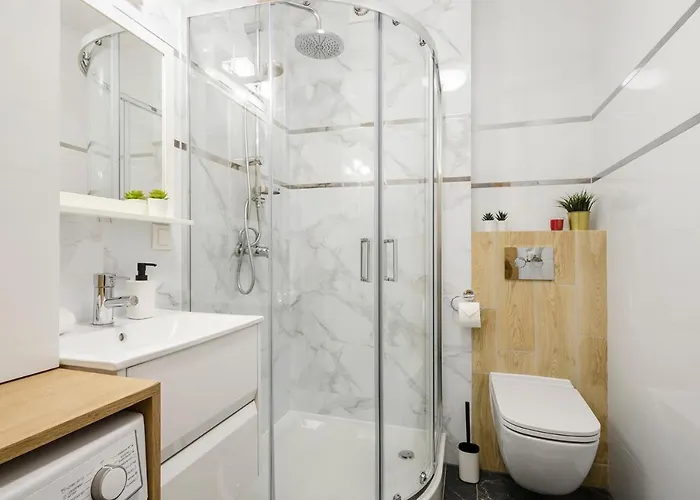 Aparthouse Deluxe 아파트 *